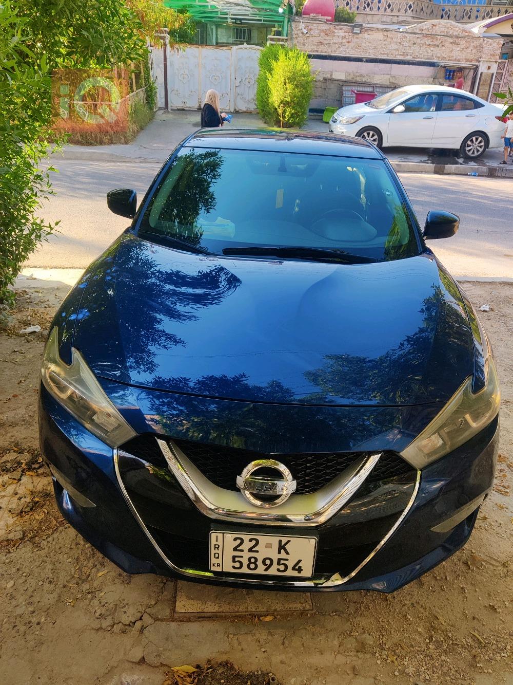 Nissan Maxima